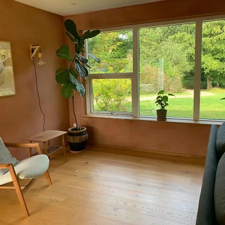Villa Bo I Naturen - Taet Pa Byen