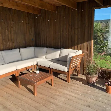 Villa Bo I Naturen - Taet Pa Byen