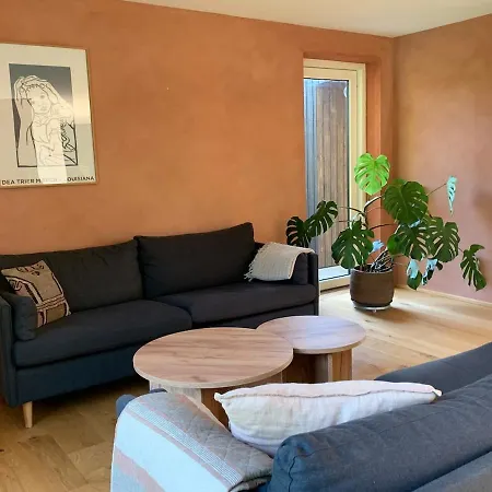 Villa Bo I Naturen - Taet Pa Byen *